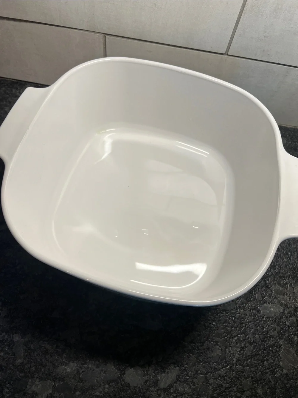 Corningware Spice of Life Covered Casserole Dish. 5 ltr.  Baking, serving